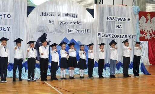 Zdjęcie do Święto szkoły